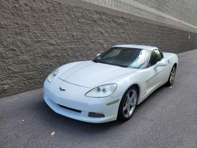 Photo of 2008 White Chevrolet Corvette