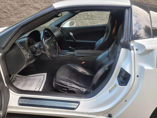 Photo of 2008 White Chevrolet Corvette
