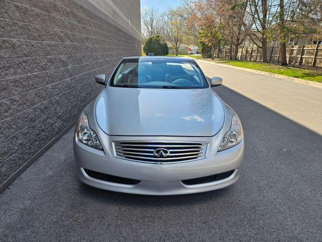 Photo of 2009 Liquid Platinum INFINITI G37