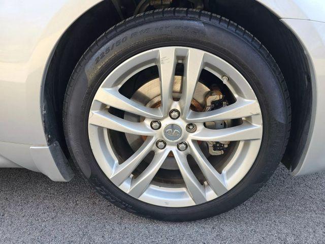 Photo of 2009 Liquid Platinum INFINITI G37