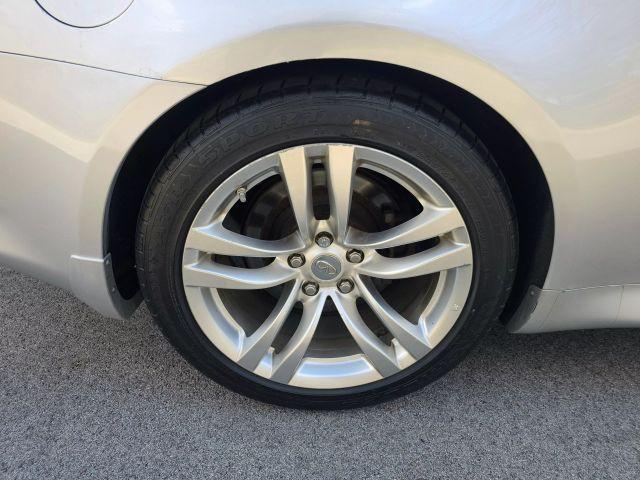 Photo of 2009 Liquid Platinum INFINITI G37