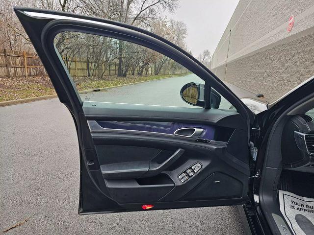Photo of 2011 Black Porsche Panamera