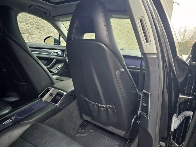 Photo of 2011 Black Porsche Panamera