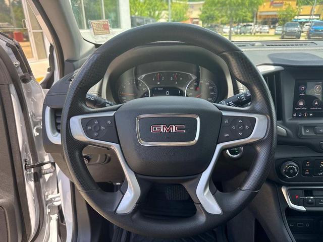 Photo of 2024 Summit White GMC Terrain