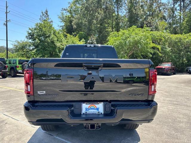 Photo of 2025 Diamond Black RAM 2500
