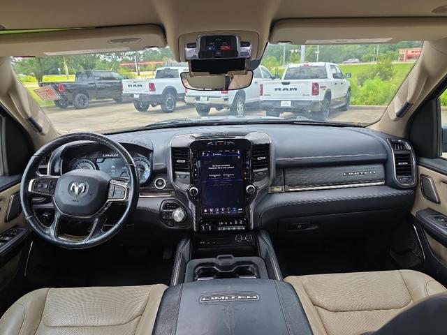 Photo of 2019 Diamond Black RAM 1500