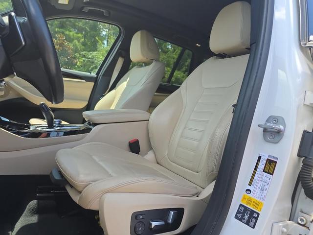 Photo of 2019 Alpine White BMW X3