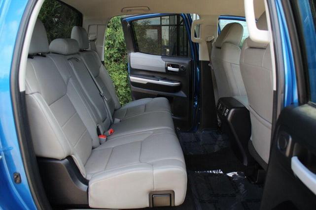 Photo of 2017 Blazing Blue Pearl Toyota Tundra