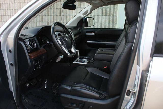 Photo of 2018 Silver Sky Metallic Toyota Tundra