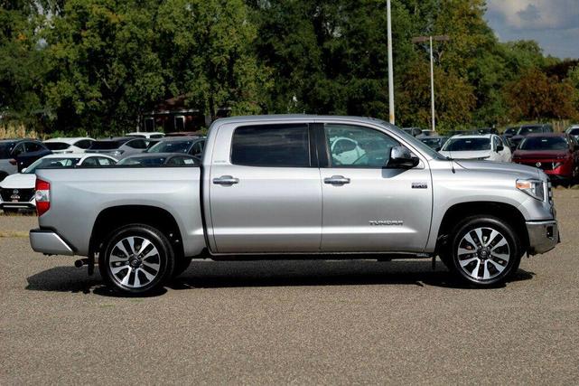 Photo of 2018 Silver Sky Metallic Toyota Tundra