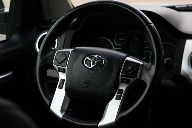 Photo of 2018 Silver Sky Metallic Toyota Tundra