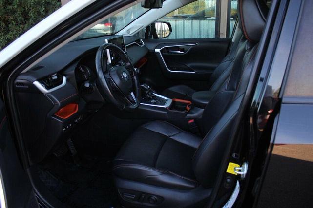 Photo of 2019 Midnight Black/Ice Edge Roof Toyota RAV4