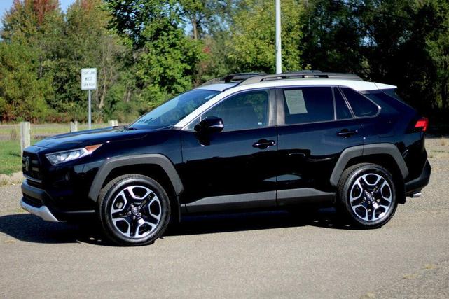 Photo of 2019 Midnight Black/Ice Edge Roof Toyota RAV4