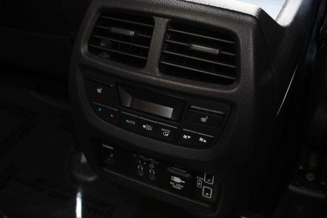 Photo of 2020 WHITE Honda Pilot