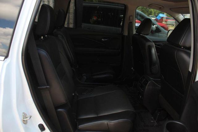 Photo of 2020 WHITE Honda Pilot