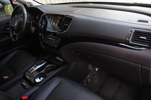 Photo of 2020 WHITE Honda Pilot