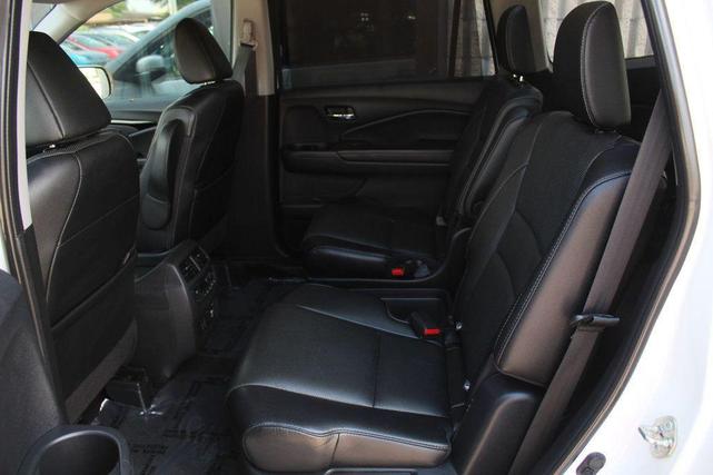 Photo of 2020 WHITE Honda Pilot