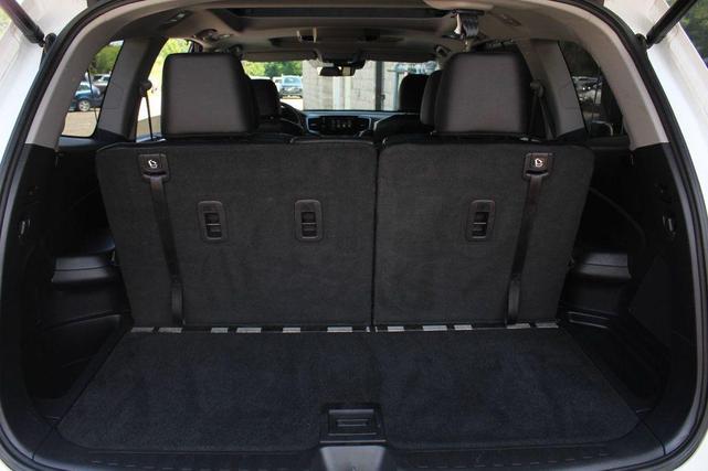 Photo of 2020 WHITE Honda Pilot