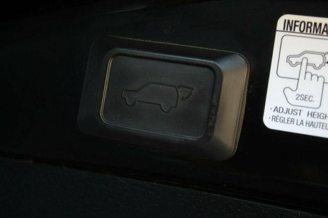 Photo of 2018 Black Toyota RAV4