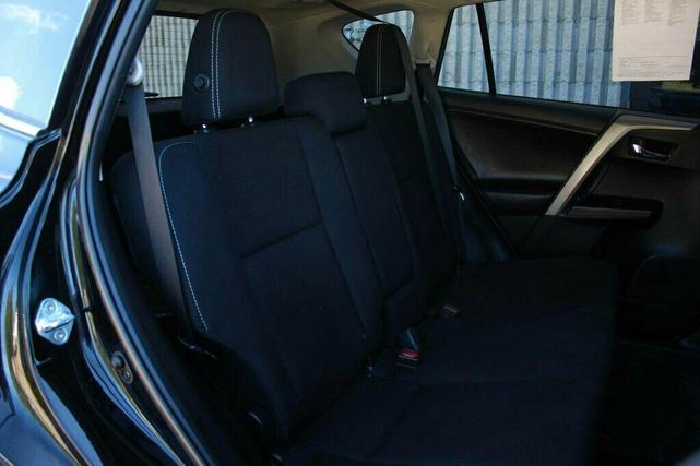 Photo of 2018 Black Toyota RAV4