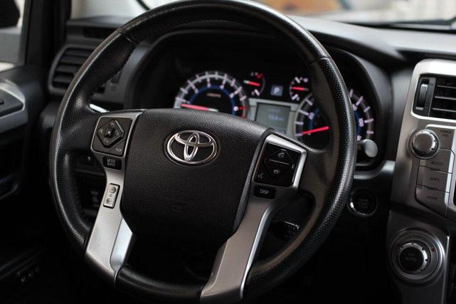 Photo of 2018 Nautical Blue Metallic Toyota 4Runner