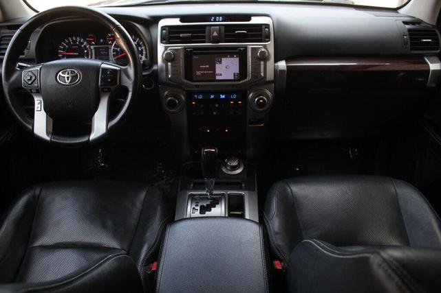 Photo of 2018 Nautical Blue Metallic Toyota 4Runner