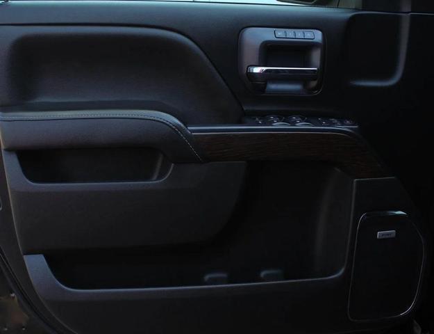 Photo of 2017 Onyx Black GMC Sierra 1500