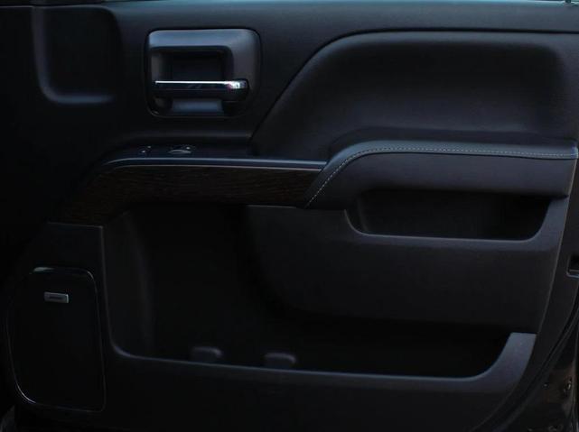 Photo of 2017 Onyx Black GMC Sierra 1500
