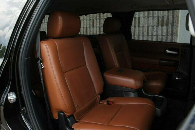 Photo of 2014 Black Toyota Sequoia