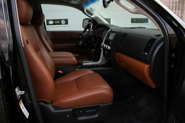 Photo of 2014 Black Toyota Sequoia