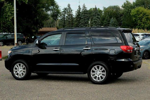 Photo of 2014 Black Toyota Sequoia