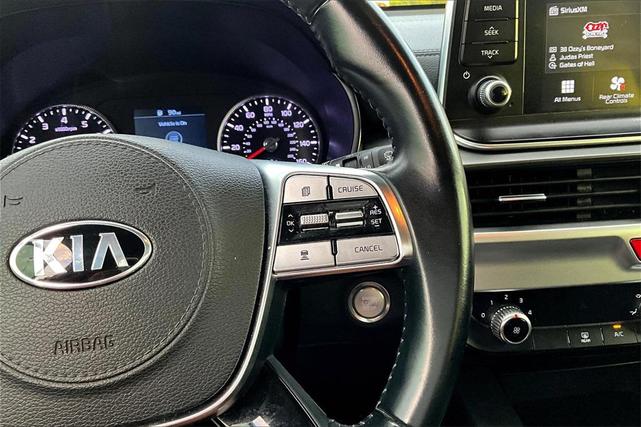 Photo of 2020 Everlasting Silver Kia Telluride