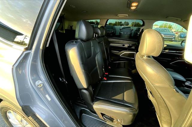 Photo of 2020 Everlasting Silver Kia Telluride