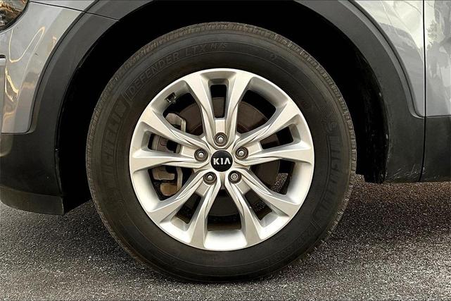 Photo of 2020 Everlasting Silver Kia Telluride