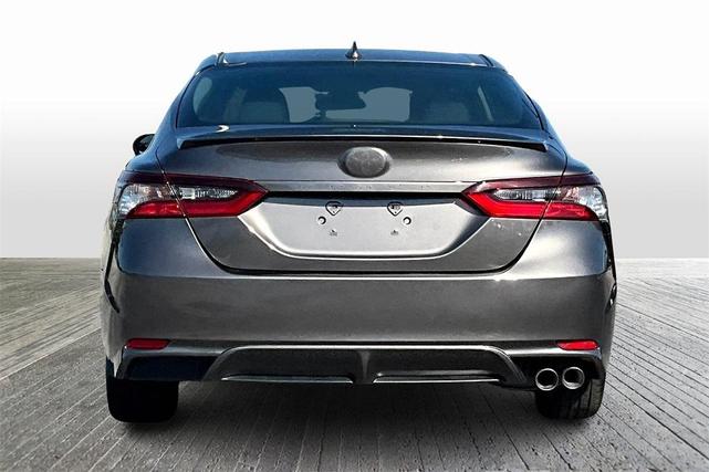 Photo of 2021 Predawn Gray Mica Toyota Camry
