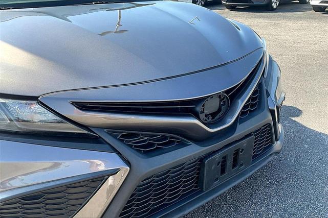 Photo of 2021 Predawn Gray Mica Toyota Camry