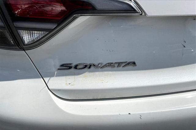Photo of 2017 Hyper White Hyundai SONATA Hybrid