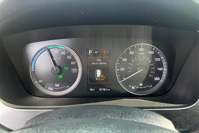 Photo of 2017 Hyper White Hyundai SONATA Hybrid
