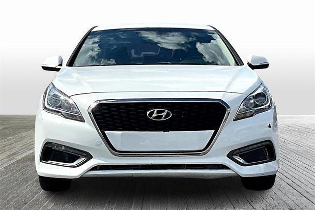 Photo of 2017 Hyper White Hyundai SONATA Hybrid