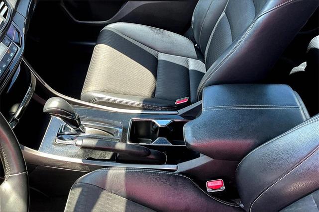 Photo of 2017 White Orchid Pearl Honda Accord