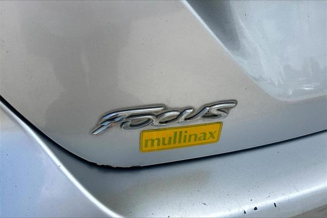 Photo of 2014 Ingot Silver Metallic Ford Focus