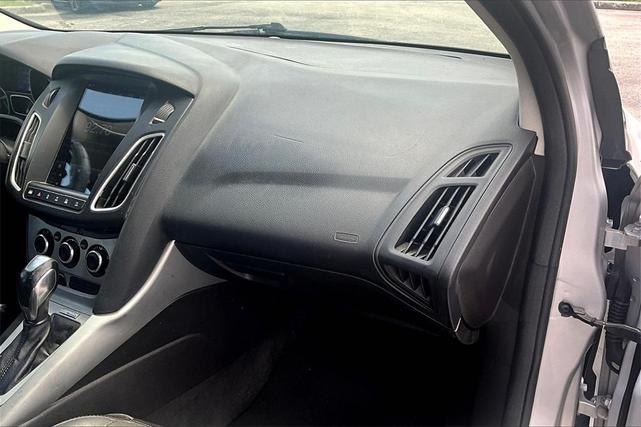 Photo of 2014 Ingot Silver Metallic Ford Focus