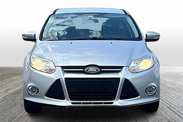 Photo of 2014 Ingot Silver Metallic Ford Focus
