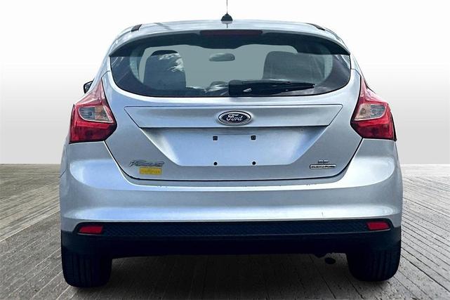 Photo of 2014 Ingot Silver Metallic Ford Focus