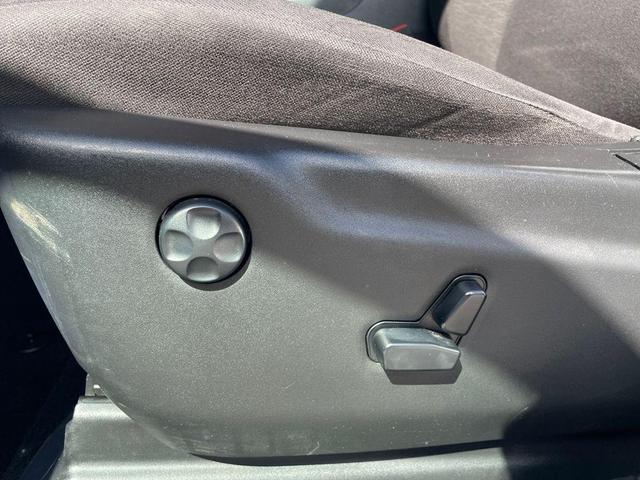 Photo of 2019 Granite Clearcoat Dodge Durango