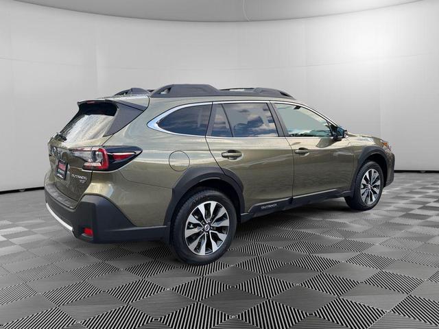 Photo of 2025 Autumn Green Metallic Subaru Outback
