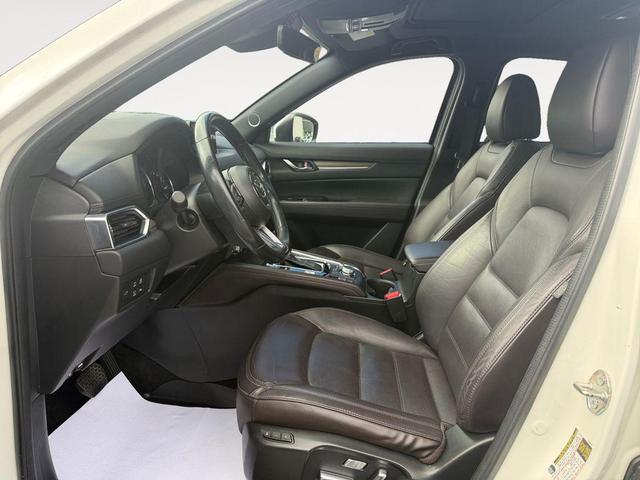 Photo of 2019 Snowflake White Pearl Mica Mazda CX-5