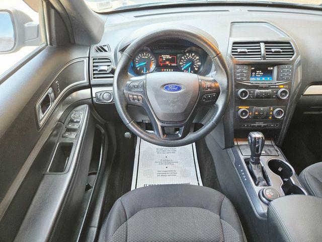Photo of 2018 Blue Metallic Ford Explorer