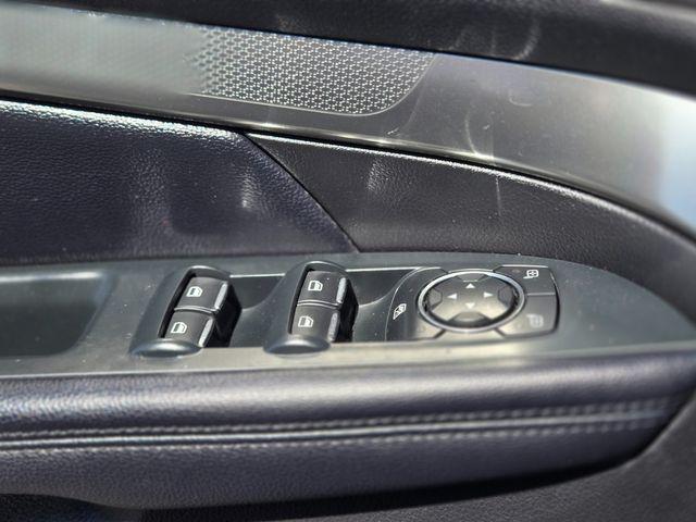 Photo of 2018 Blue Metallic Ford Explorer