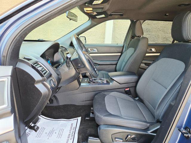 Photo of 2018 Blue Metallic Ford Explorer